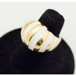 Size 5 3/4, Mid Century Ring, Gold Ring, White Ring, Vintage Ring